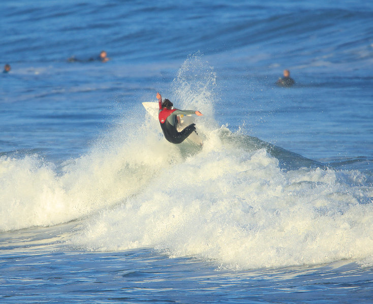 Surf coach Gary King surfing Woolacombe beach North Devon, near Croyde, Putsborough or Saunton